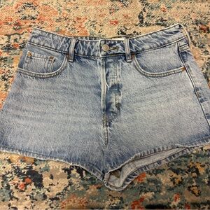 Pacific Sunwear Light Wash Denim Cutoff Shorts